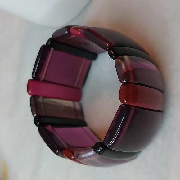 Purple Wine Acrylic Chunky Stretch Bracelet - Picture 3 of 4